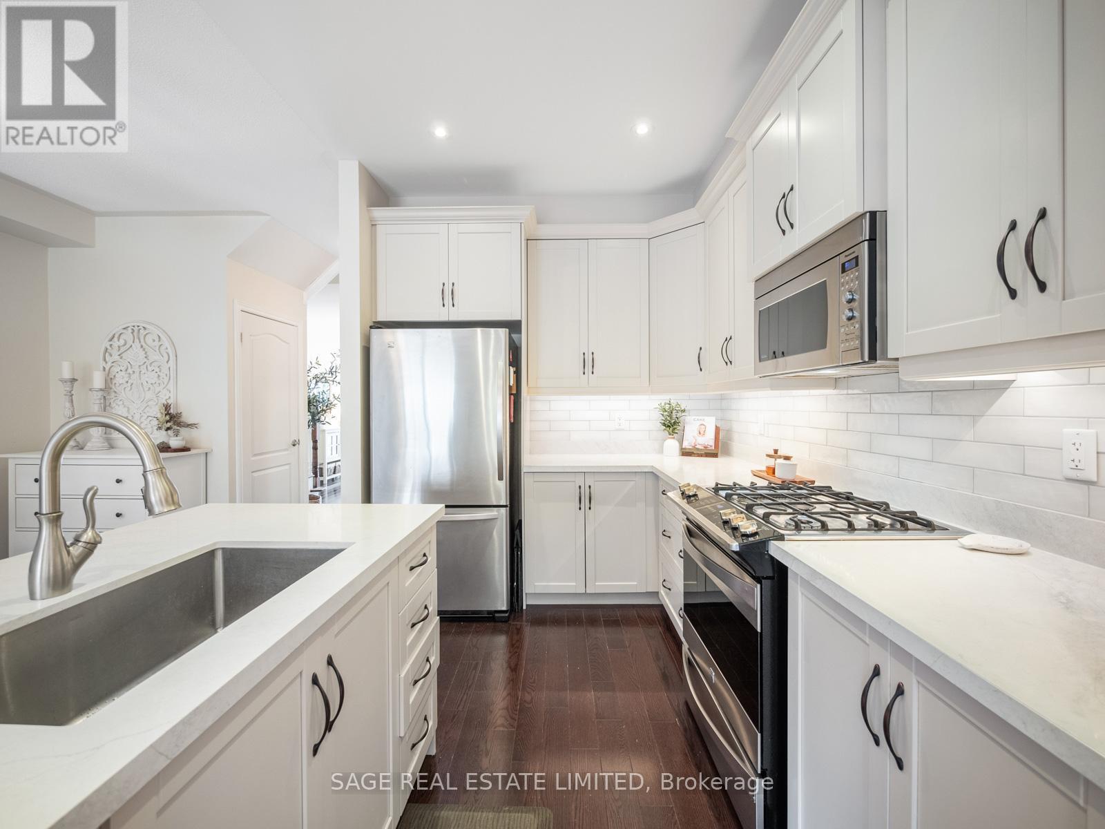 62 Donald Stewart Crescent, East Gwillimbury, Ontario  L0G 1M0 - Photo 11 - N13093538