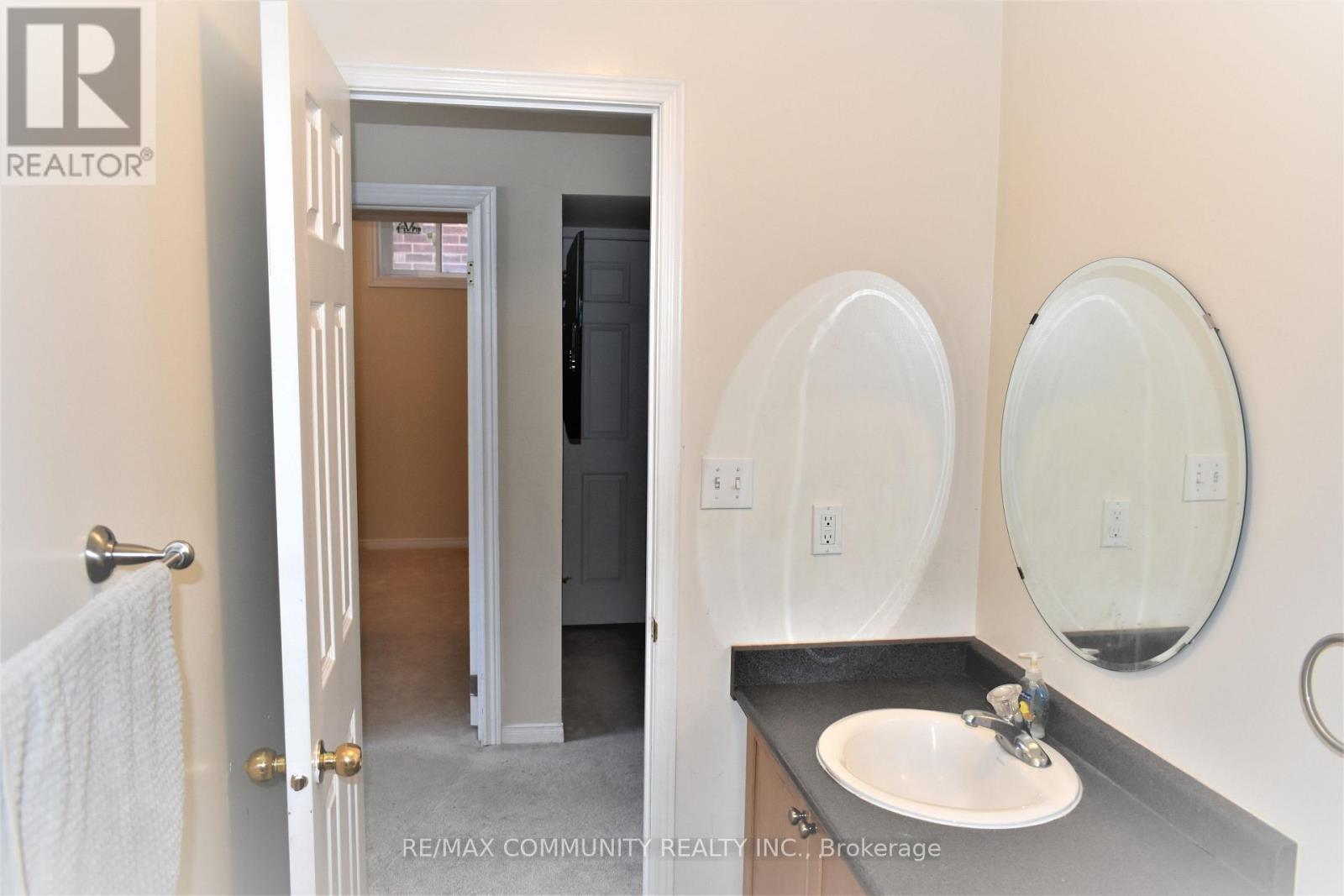 Lower - 23 Penndutch Circle, Whitchurch-Stouffville (Stouffville), Ontario  L4A 0P3 - Photo 7 - N13093558
