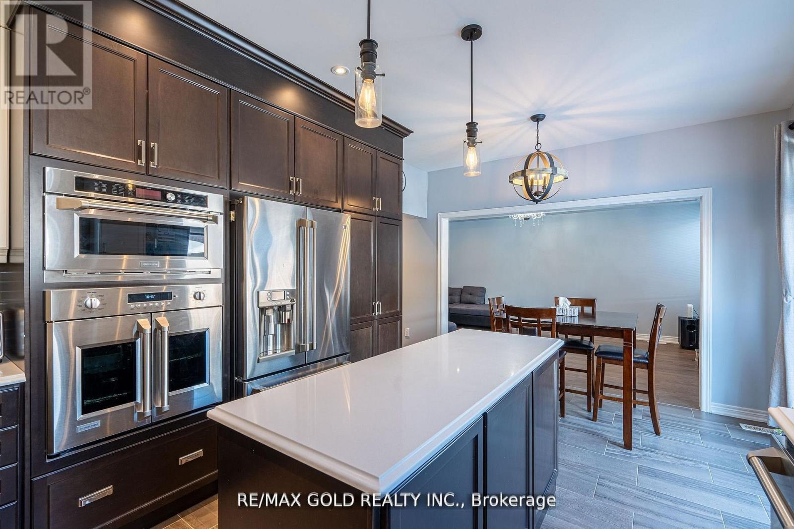 10 Spokanne Street, Brampton (Sandringham-Wellington North), Ontario  L6R 4A2 - Photo 12 - W13093512
