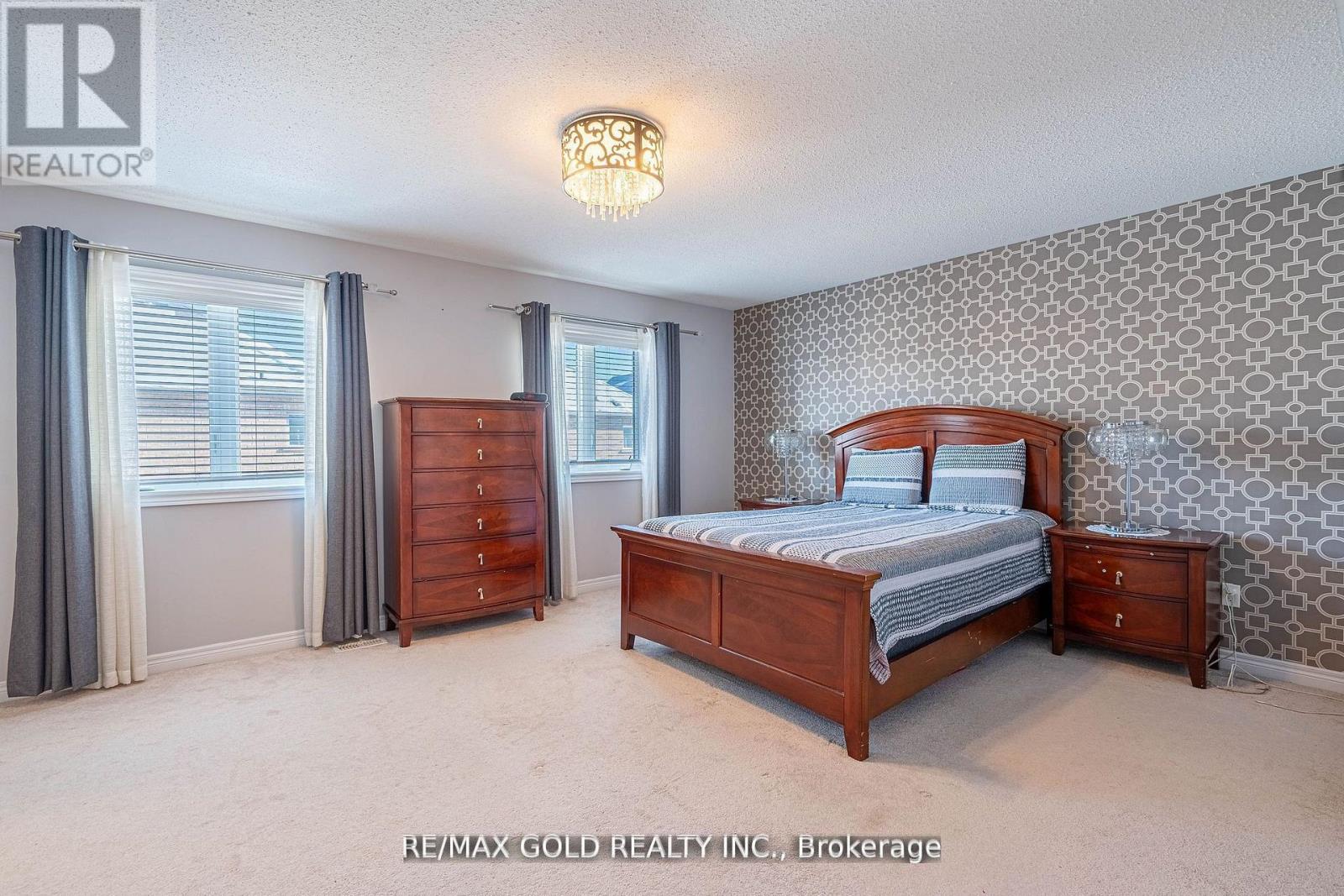 10 Spokanne Street, Brampton (Sandringham-Wellington North), Ontario  L6R 4A2 - Photo 17 - W13093512