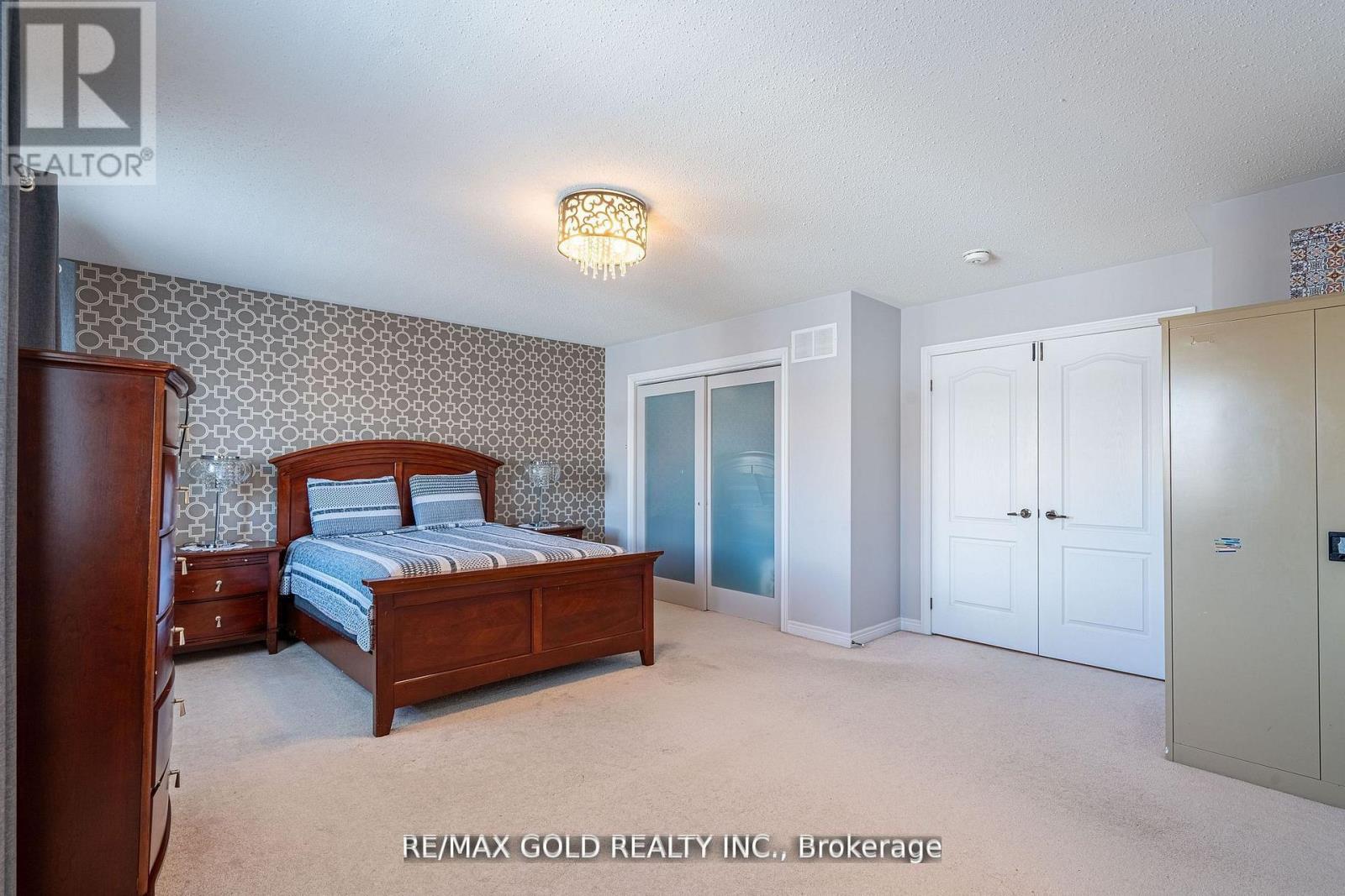 10 Spokanne Street, Brampton (Sandringham-Wellington North), Ontario  L6R 4A2 - Photo 18 - W13093512