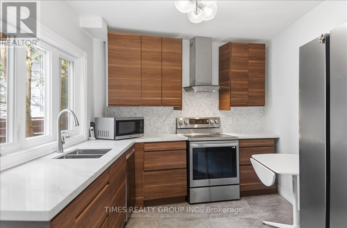 651 Burnhamthorpe Road, Toronto, Ontario  M9C 2Z1 - Photo 13 - W13093536