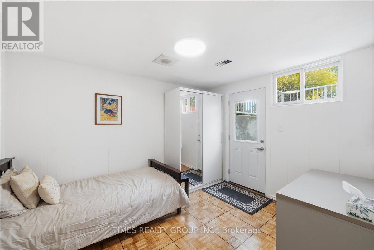 651 Burnhamthorpe Road, Toronto, Ontario  M9C 2Z1 - Photo 28 - W13093536