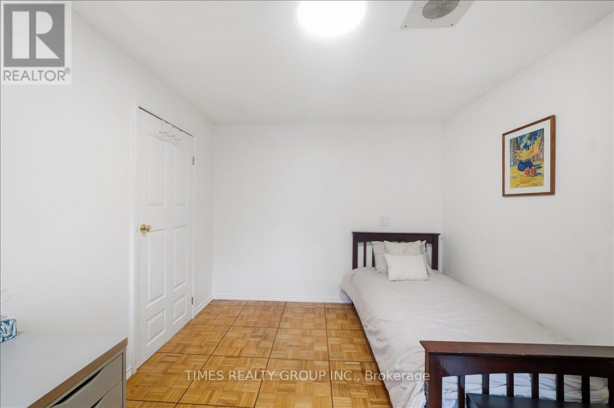 651 Burnhamthorpe Road, Toronto, Ontario  M9C 2Z1 - Photo 29 - W13093536