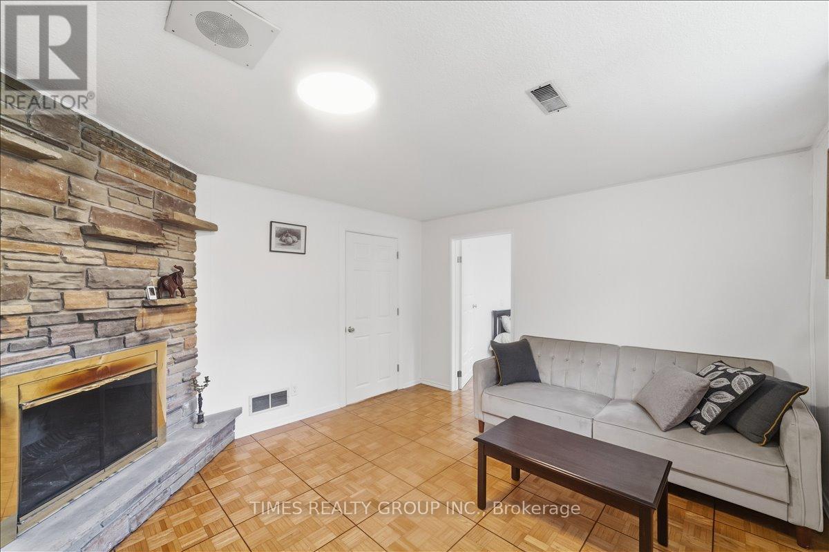 651 Burnhamthorpe Road, Toronto, Ontario  M9C 2Z1 - Photo 30 - W13093536