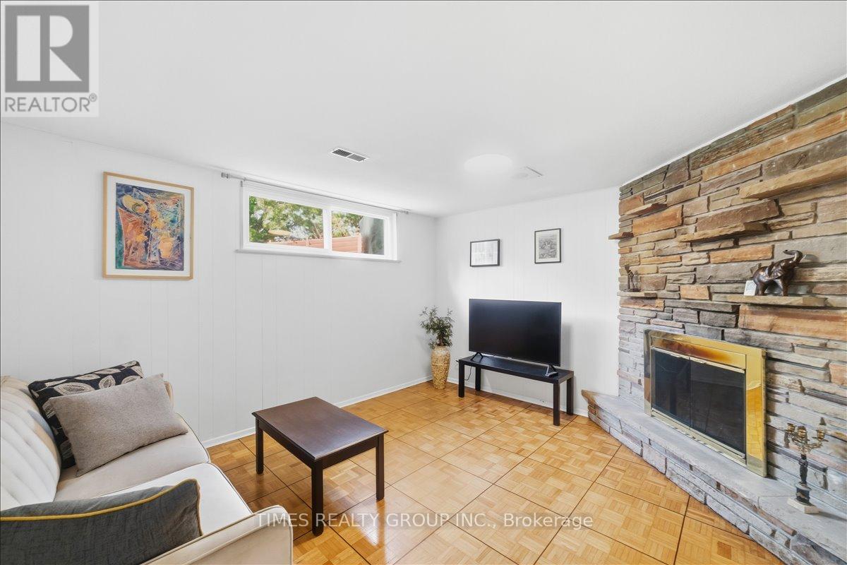 651 Burnhamthorpe Road, Toronto, Ontario  M9C 2Z1 - Photo 31 - W13093536