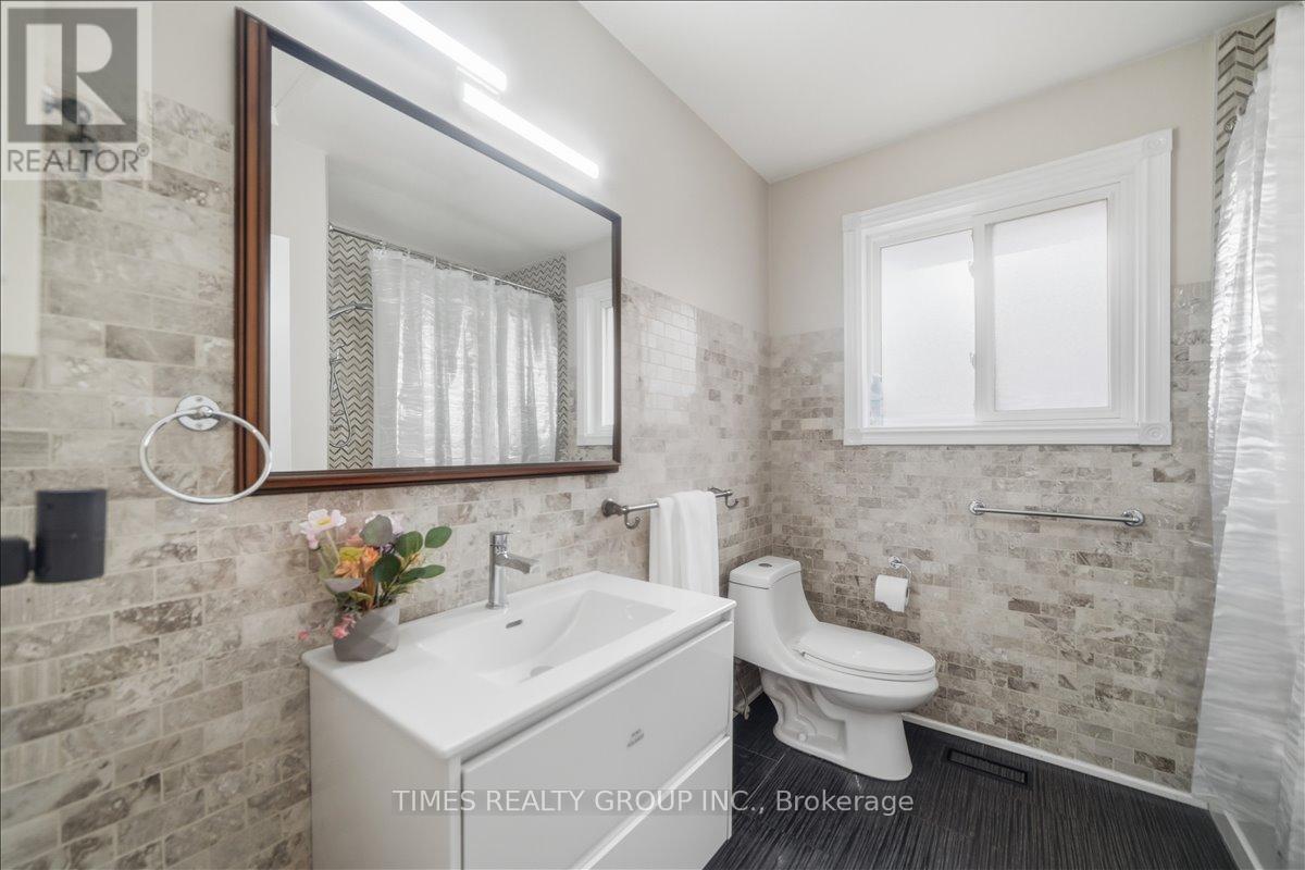 651 Burnhamthorpe Road, Toronto, Ontario  M9C 2Z1 - Photo 33 - W13093536