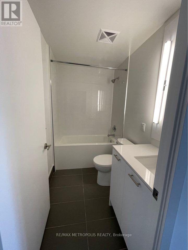 209 - 180 Veterans Drive, Brampton (Northwest Brampton), Ontario  L7A 5G7 - Photo 11 - W13093564