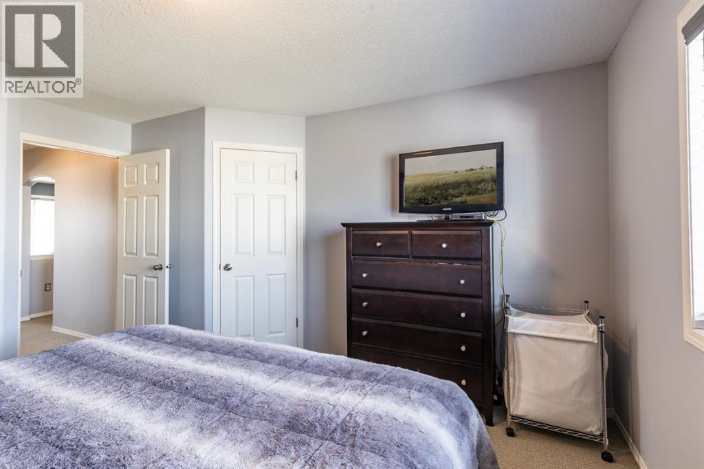 80 Hudson Way Ne, Medicine Hat, Alberta  T1C 1Y6 - Photo 20 - A2306314