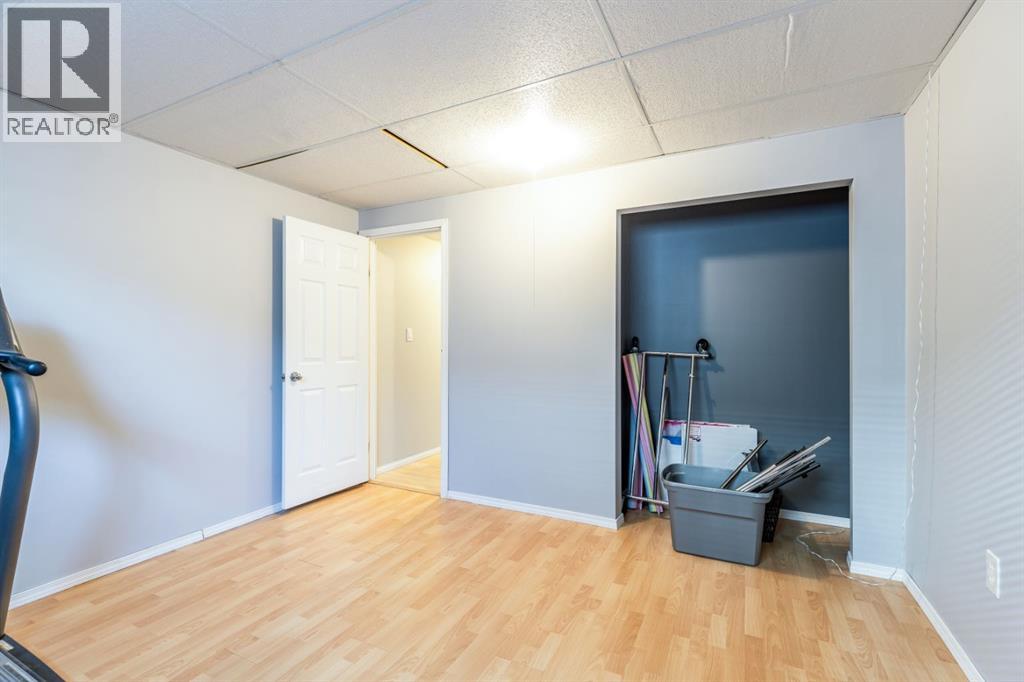 80 Hudson Way Ne, Medicine Hat, Alberta  T1C 1Y6 - Photo 34 - A2306314