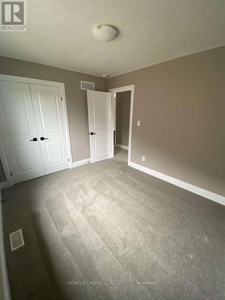 212 Woodbine Avenue, Kitchener, Ontario  N2R 1Y5 - Photo 14 - X13093566