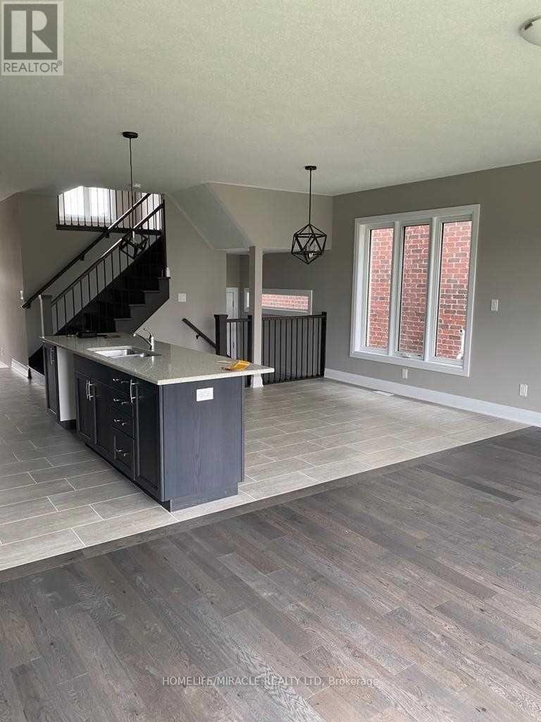 212 Woodbine Avenue, Kitchener, Ontario  N2R 1Y5 - Photo 4 - X13093566