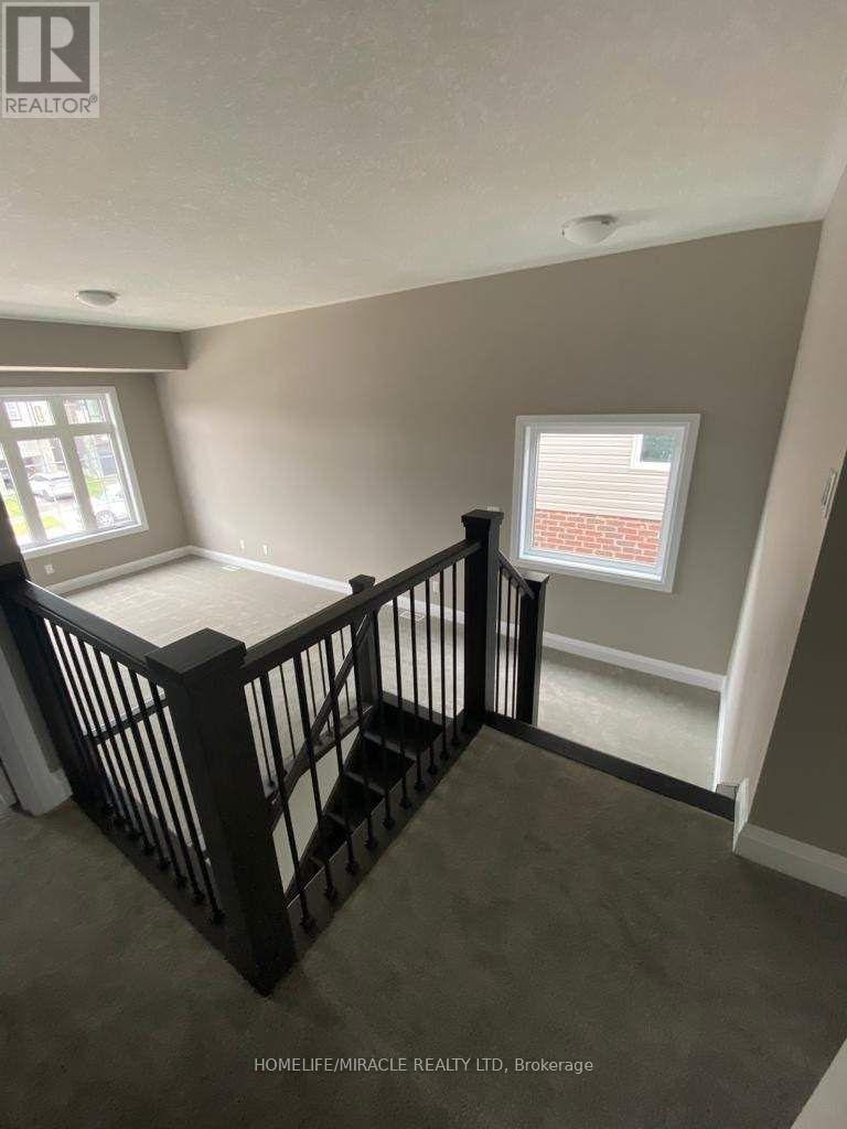 212 Woodbine Avenue, Kitchener, Ontario  N2R 1Y5 - Photo 9 - X13093566