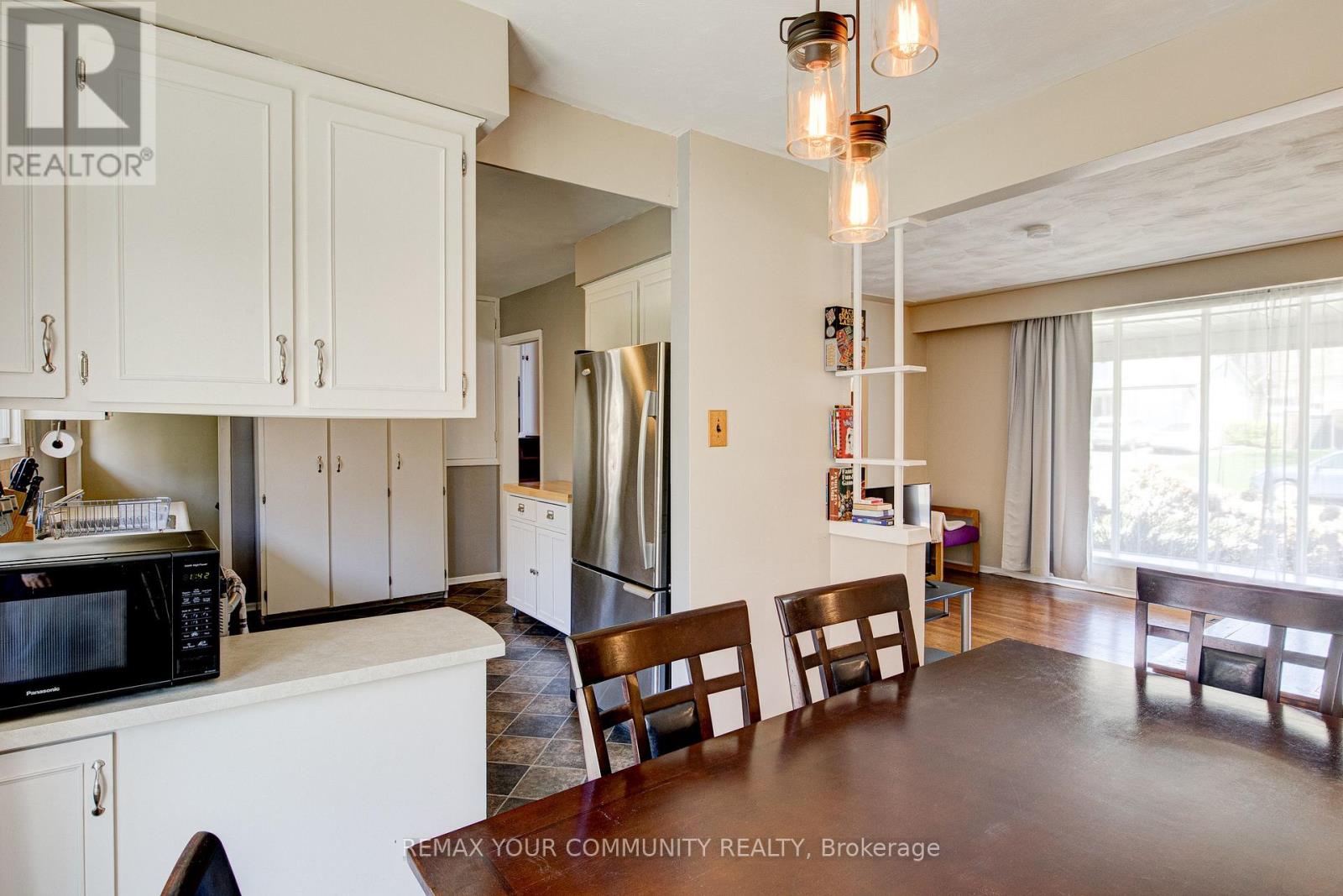 557 Glen Manor Boulevard, Waterloo, Ontario  N2L 4T7 - Photo 16 - X13093576