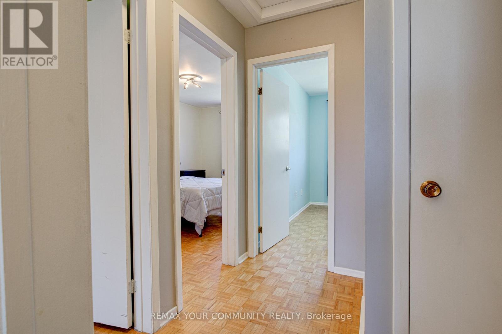 557 Glen Manor Boulevard, Waterloo, Ontario  N2L 4T7 - Photo 28 - X13093576