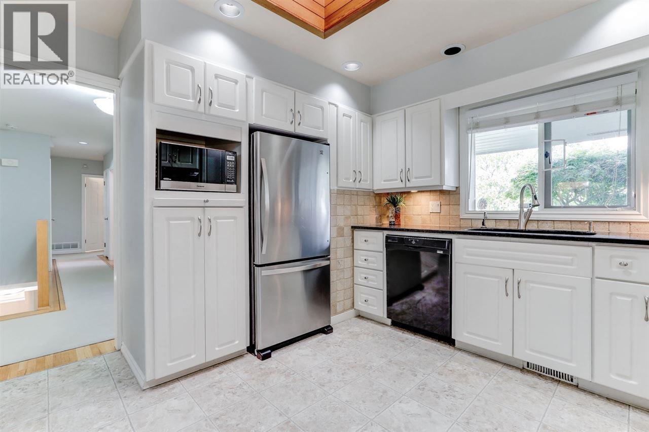 4652 Wesley Drive, Delta, British Columbia  V4M 1W4 - Photo 4 - R3120495