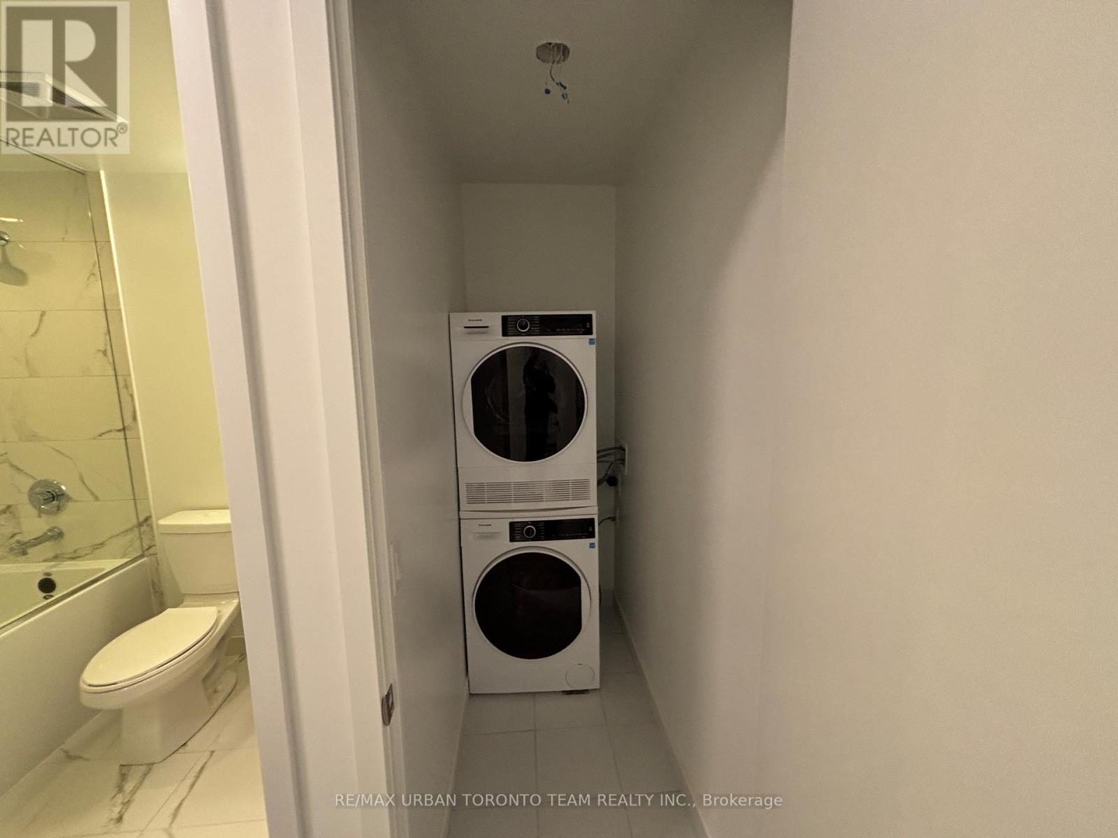 4109 - 180 Front Street E, Toronto (Moss Park), Ontario  M5A 0A9 - Photo 13 - C13093594