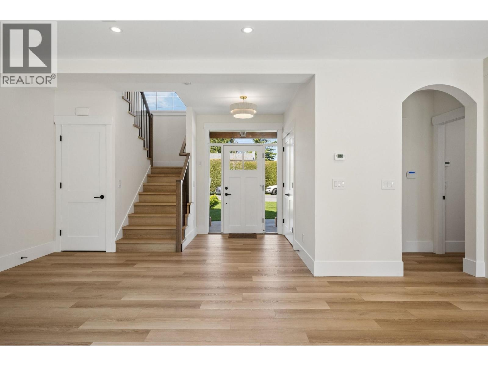1308 Malvern Place, Delta, British Columbia  V4M 3H7 - Photo 11 - R3120382