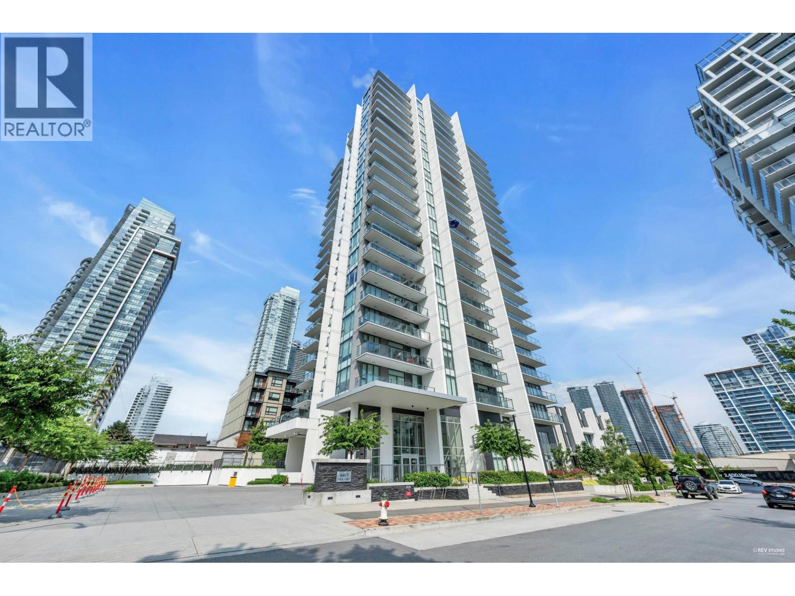 1704 4465 JUNEAU STREET, Burnaby, British Columbia