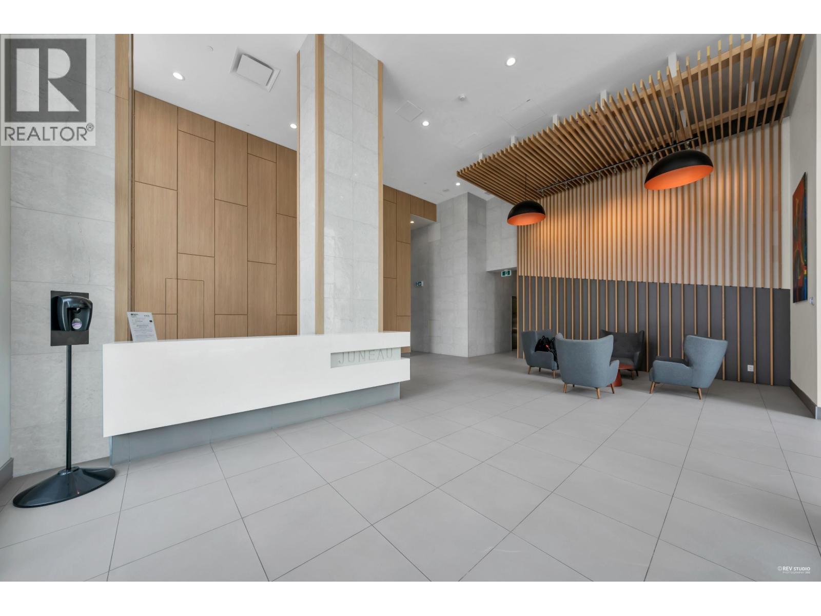 1704 4465 Juneau Street, Burnaby, British Columbia  V5C 0L8 - Photo 3 - R3120615