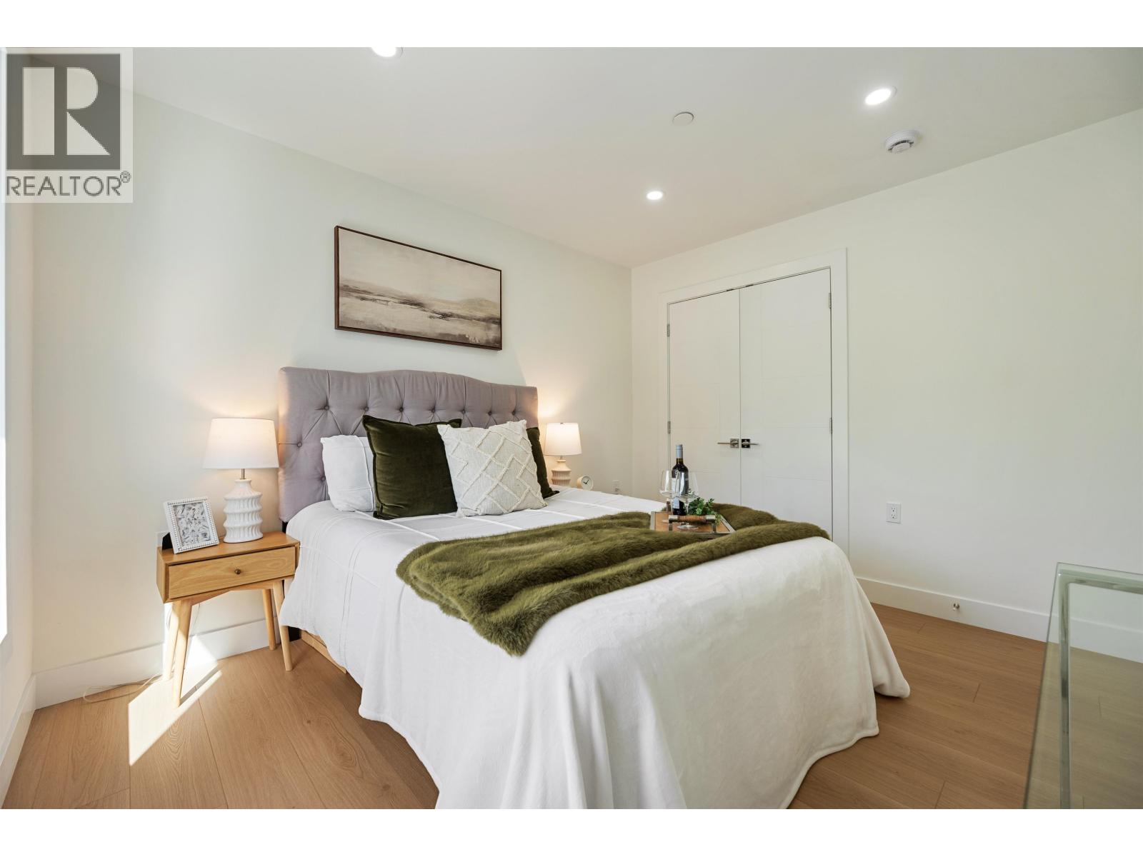 1 2447 E 41 Avenue, Vancouver, British Columbia  V5R 2W2 - Photo 11 - R3120616