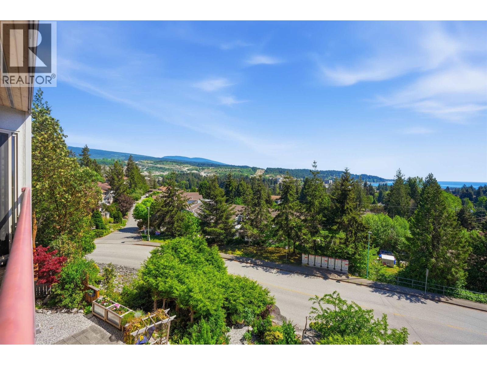 302 5780 Trail Avenue, Sechelt, British Columbia  V7Z 0K5 - Photo 28 - R3120630