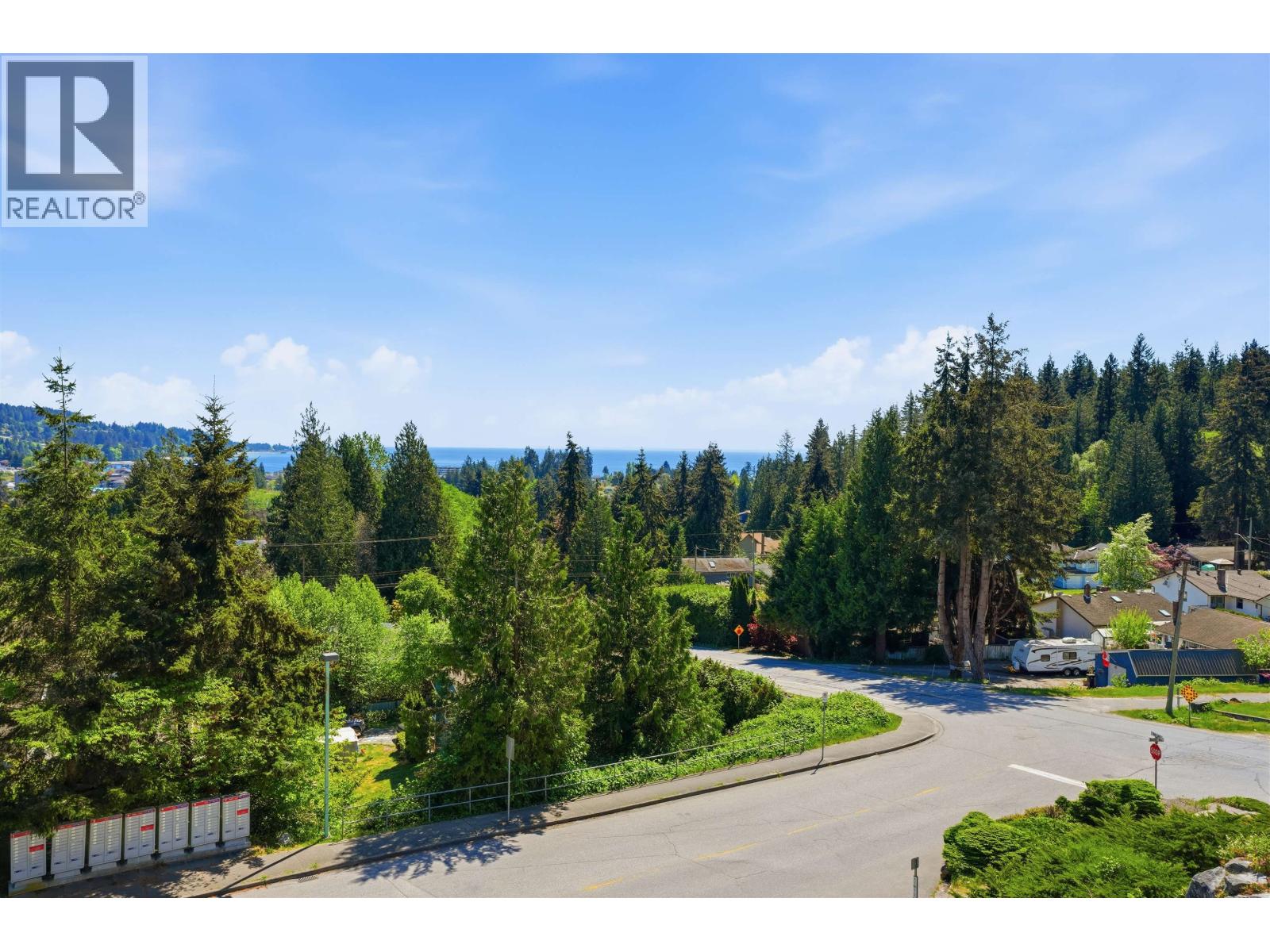 302 5780 Trail Avenue, Sechelt, British Columbia  V7Z 0K5 - Photo 31 - R3120630