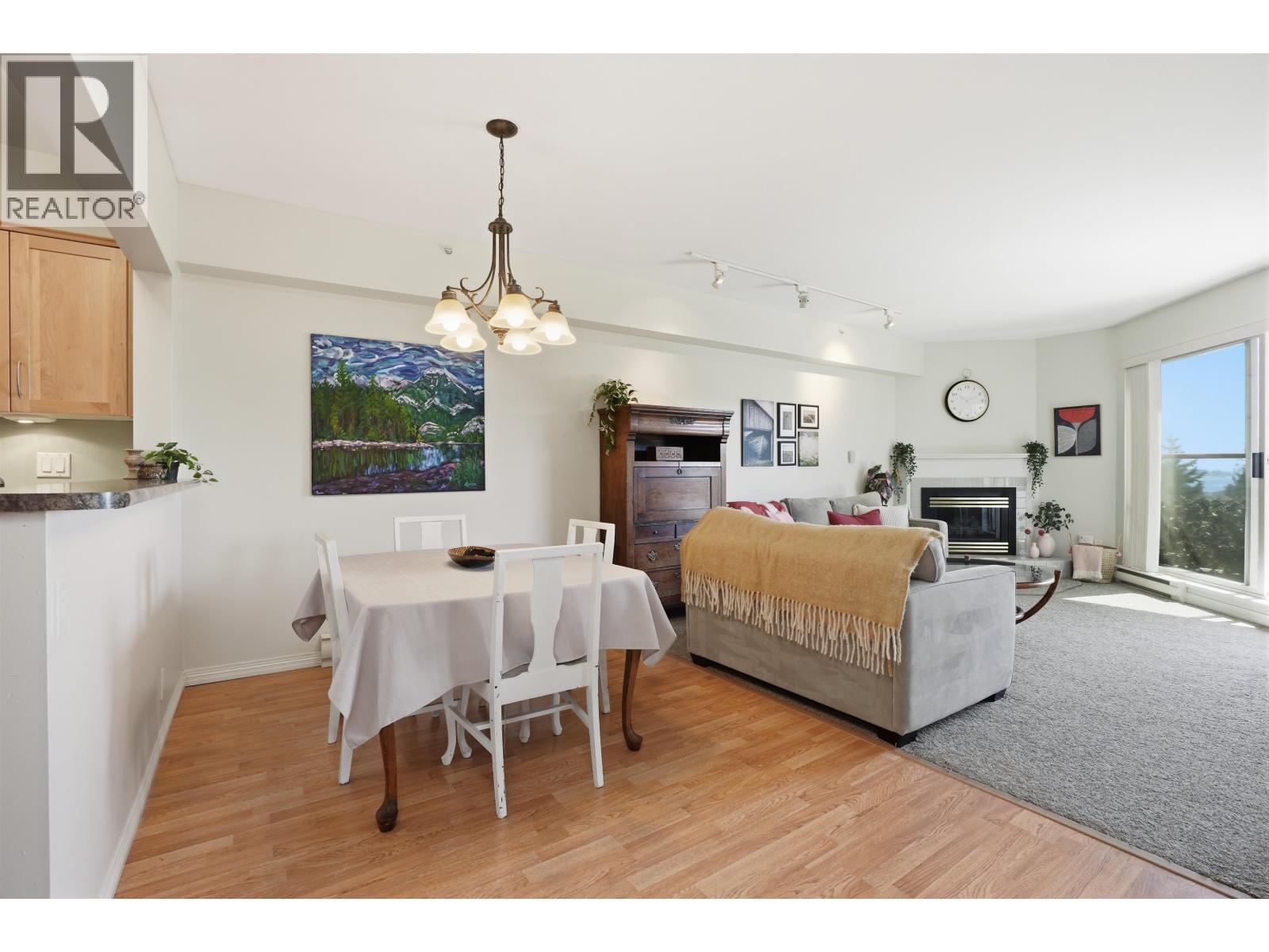 302 5780 Trail Avenue, Sechelt, British Columbia  V7Z 0K5 - Photo 8 - R3120630