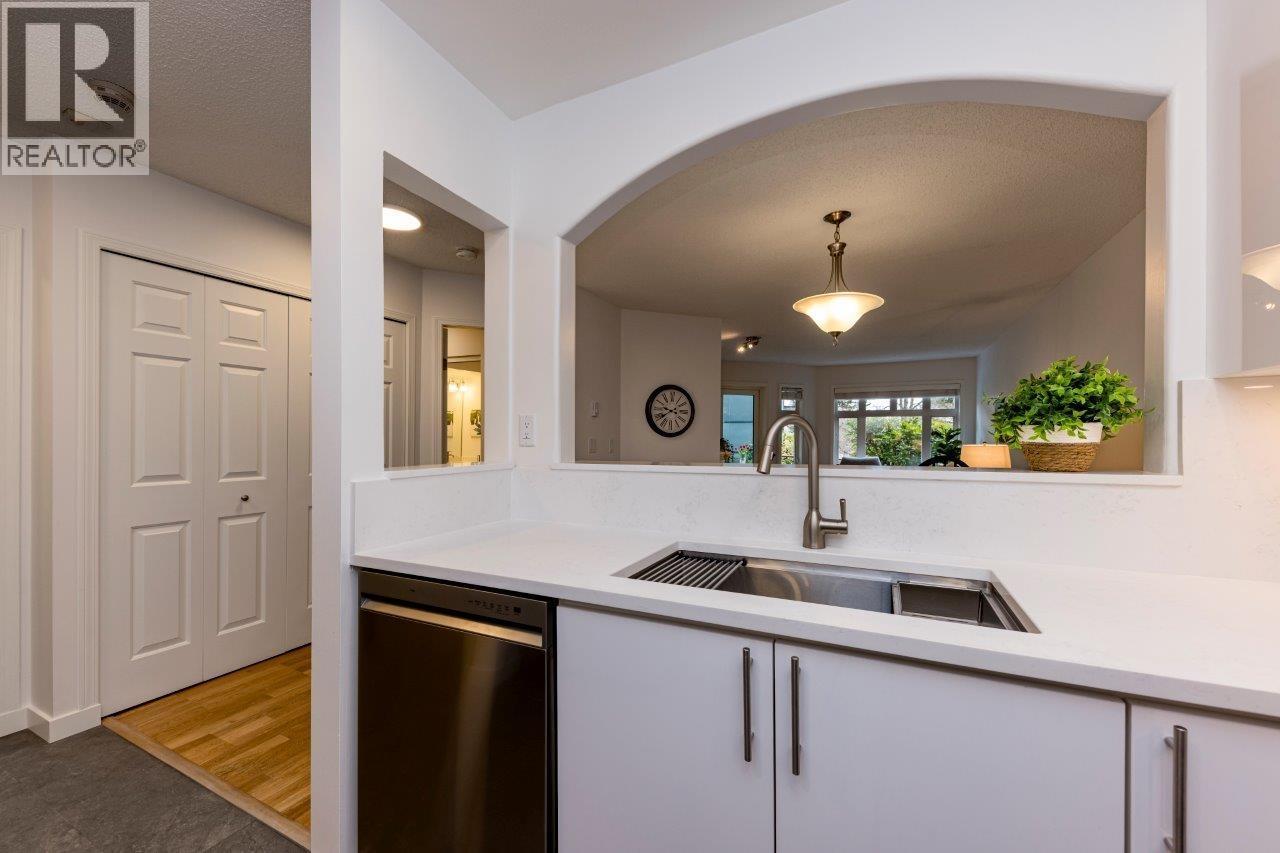 201 2800 Chesterfield Avenue, North Vancouver, British Columbia  V7N 4M1 - Photo 11 - R3120637
