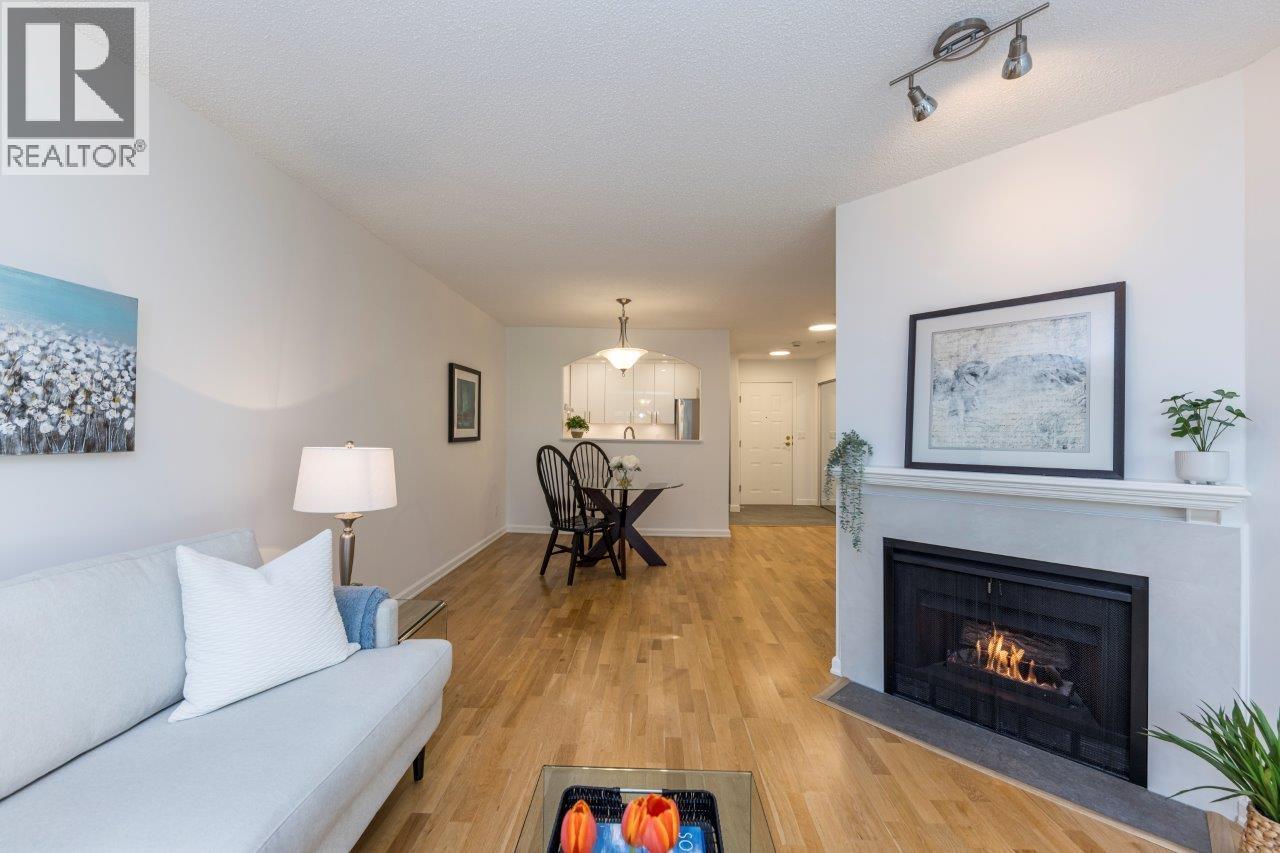201 2800 Chesterfield Avenue, North Vancouver, British Columbia  V7N 4M1 - Photo 4 - R3120637