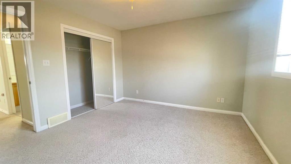 34 Blackfoot Road W, Lethbridge, Alberta  T1K 7P5 - Photo 11 - A2300771