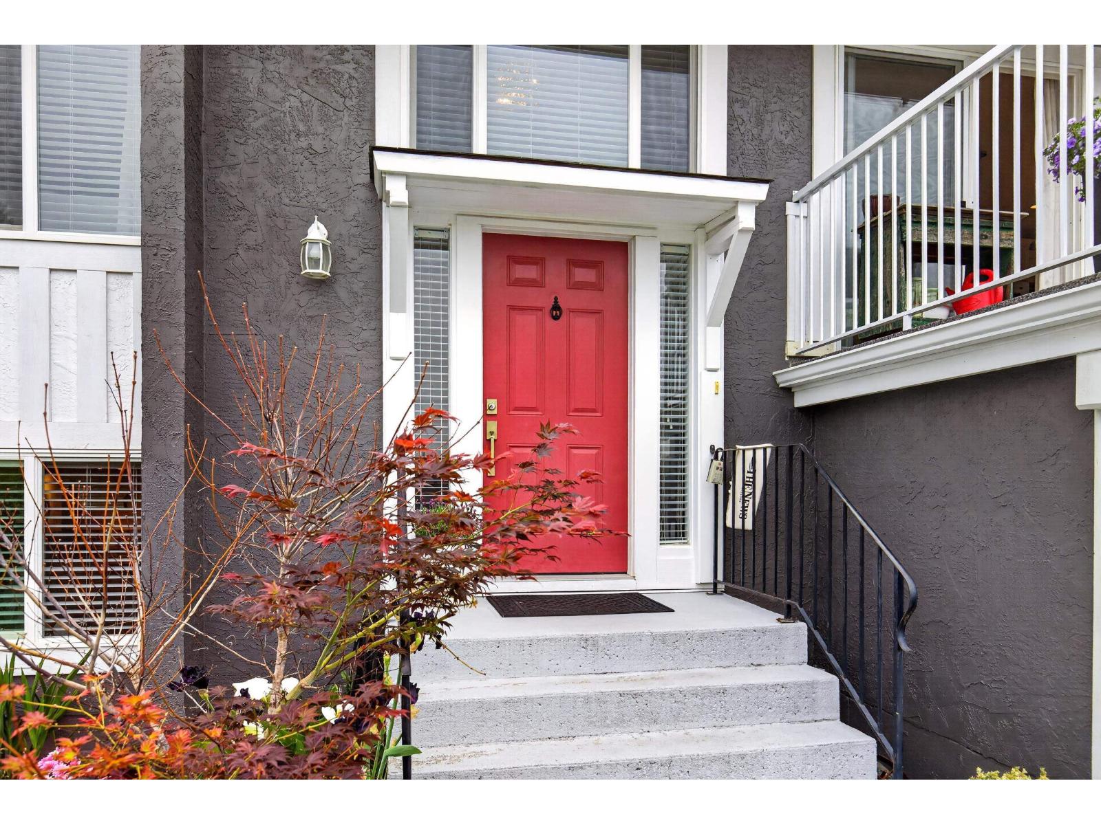 34825 Mccabe Place, Abbotsford, British Columbia  V3G 1H1 - Photo 3 - R3119700