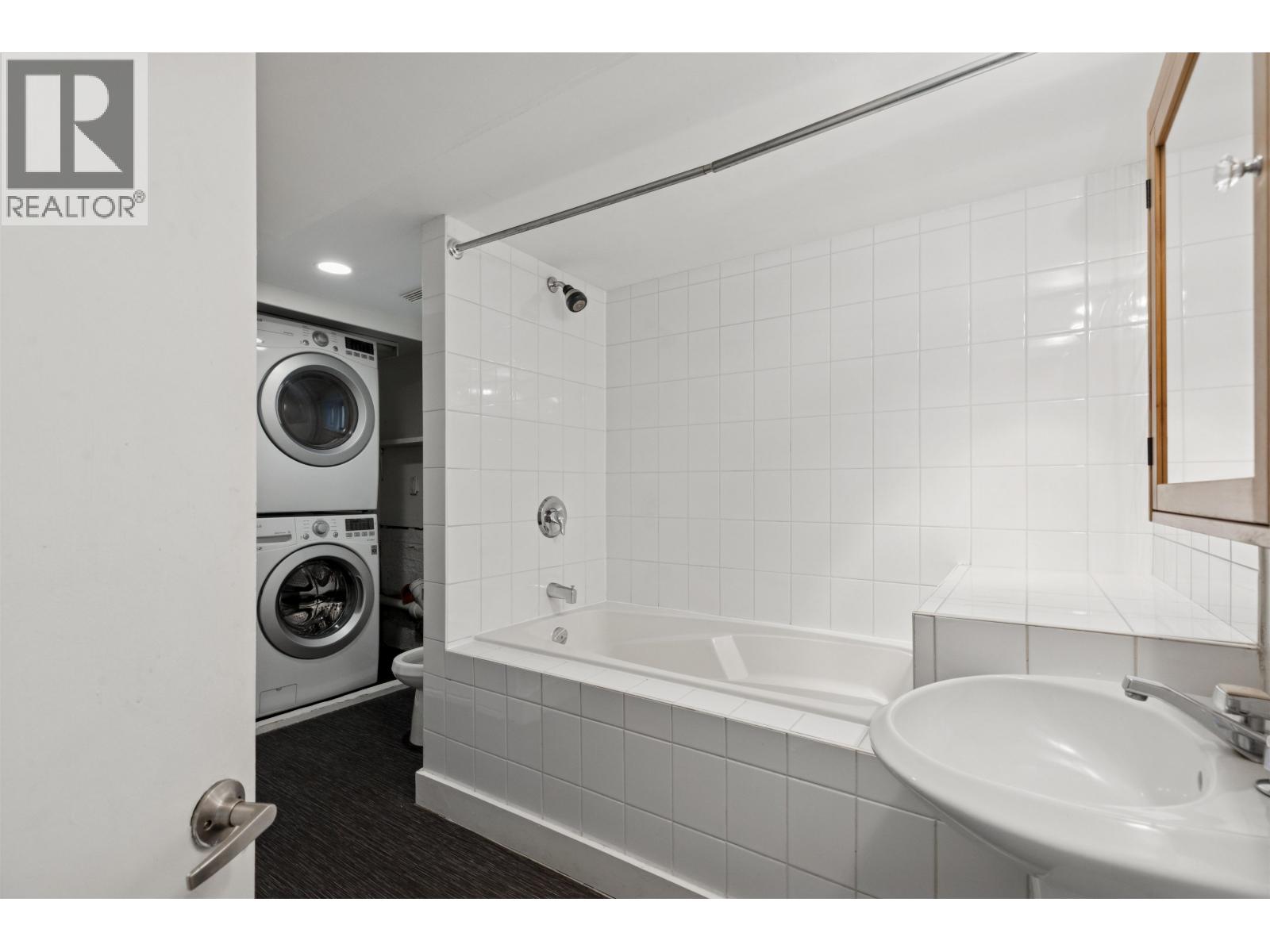 1425 William Avenue, North Vancouver, British Columbia  V7L 4G1 - Photo 32 - R3107575