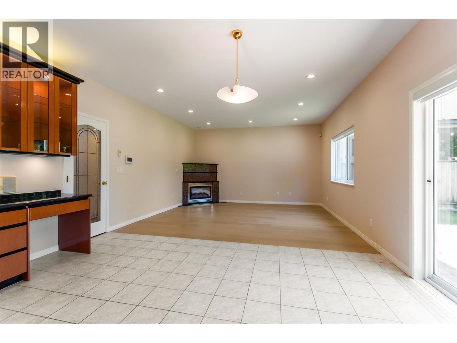 7551 Lombard Road, Richmond, British Columbia  V7C 3M9 - Photo 11 - R3120608