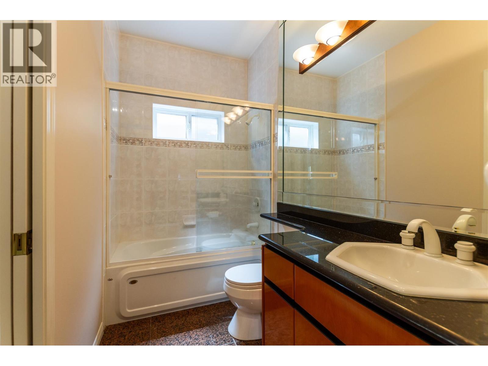 7551 Lombard Road, Richmond, British Columbia  V7C 3M9 - Photo 32 - R3120608