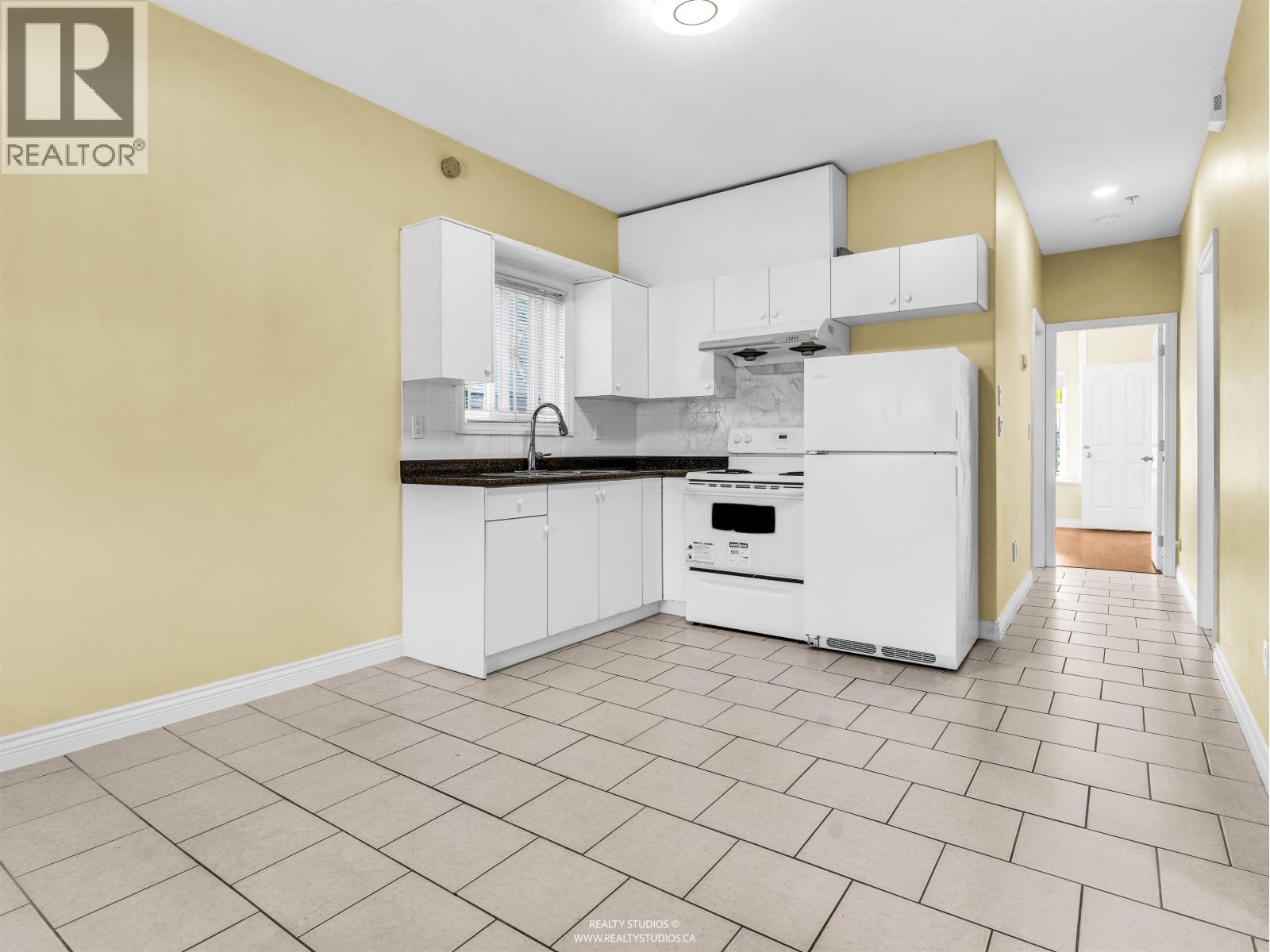 3403 E 26th Avenue, Vancouver, British Columbia  V5R 1M2 - Photo 32 - R3120626