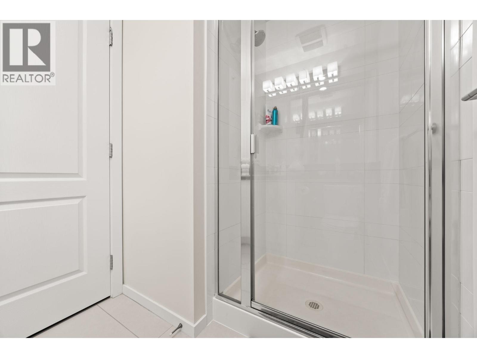 412 3107 Windsor Gate, Coquitlam, British Columbia  V3B 0L1 - Photo 13 - R3120634