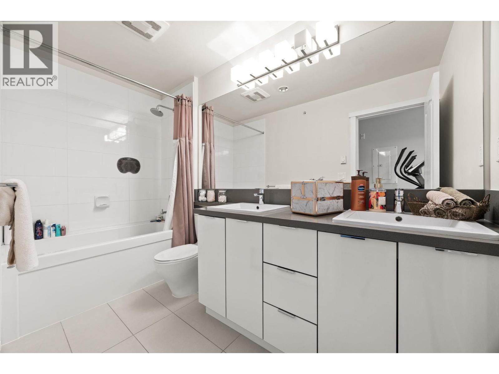412 3107 Windsor Gate, Coquitlam, British Columbia  V3B 0L1 - Photo 14 - R3120634