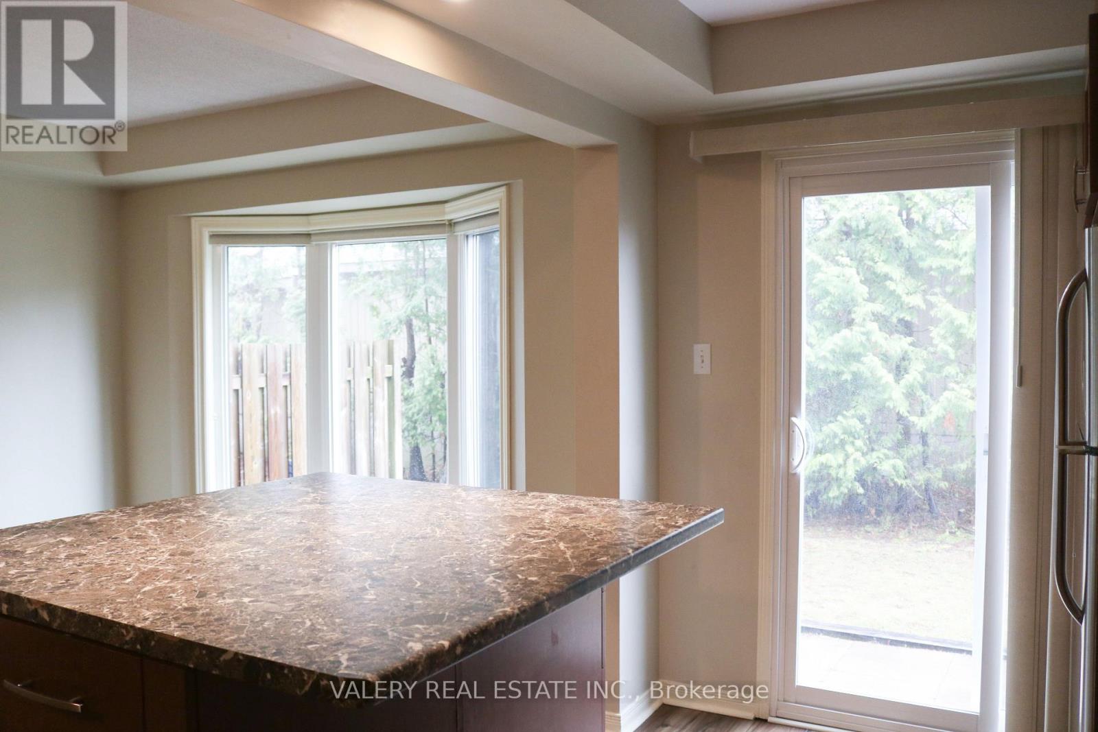 14 - 492 Laclie Street, Orillia, Ontario  L3V 7V2 - Photo 4 - S13015958