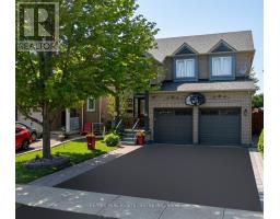 82 EARL GREY CRESCENT, Brampton, Ontario