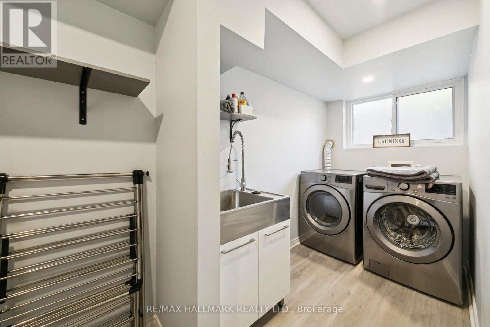 2251 Carol Road, Oakville (Fd Ford), Ontario  L6J 5K9 - Photo 19 - W13093602