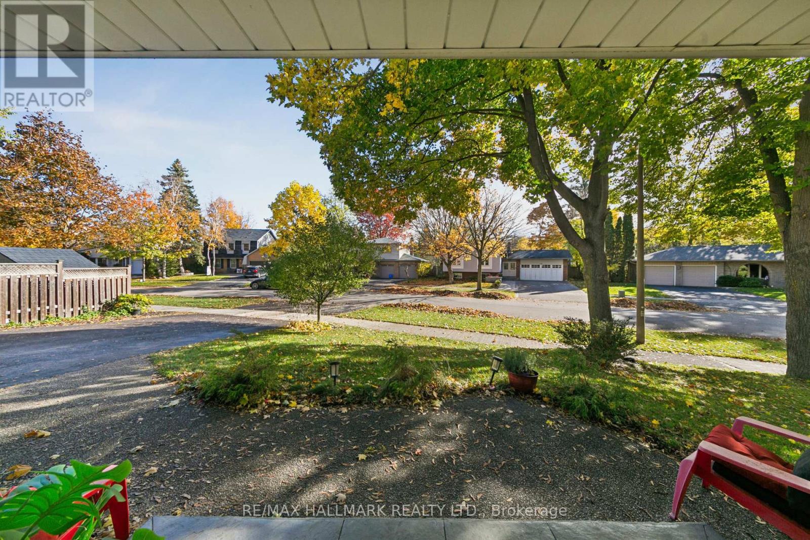 2251 Carol Road, Oakville (Fd Ford), Ontario  L6J 5K9 - Photo 4 - W13093602
