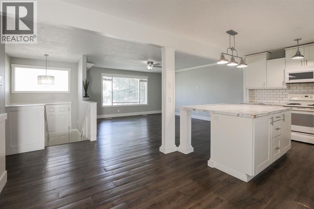 101 Mcgill Boulevard W, Lethbridge, Alberta  T1K 3V8 - Photo 11 - A2307668