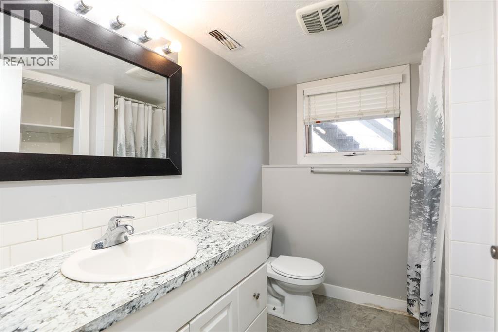 101 Mcgill Boulevard W, Lethbridge, Alberta  T1K 3V8 - Photo 23 - A2307668