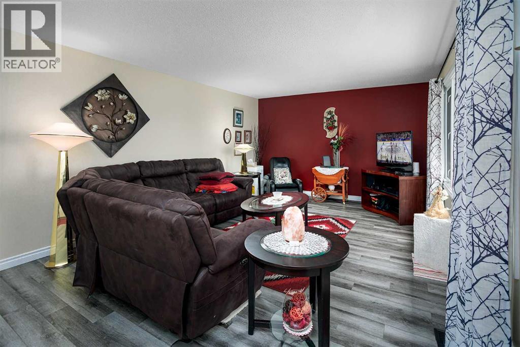 4421 67 Street, Camrose, Alberta  T4V 3B2 - Photo 9 - A2307307