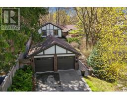 4 WALFORD ROAD, Toronto, Ontario