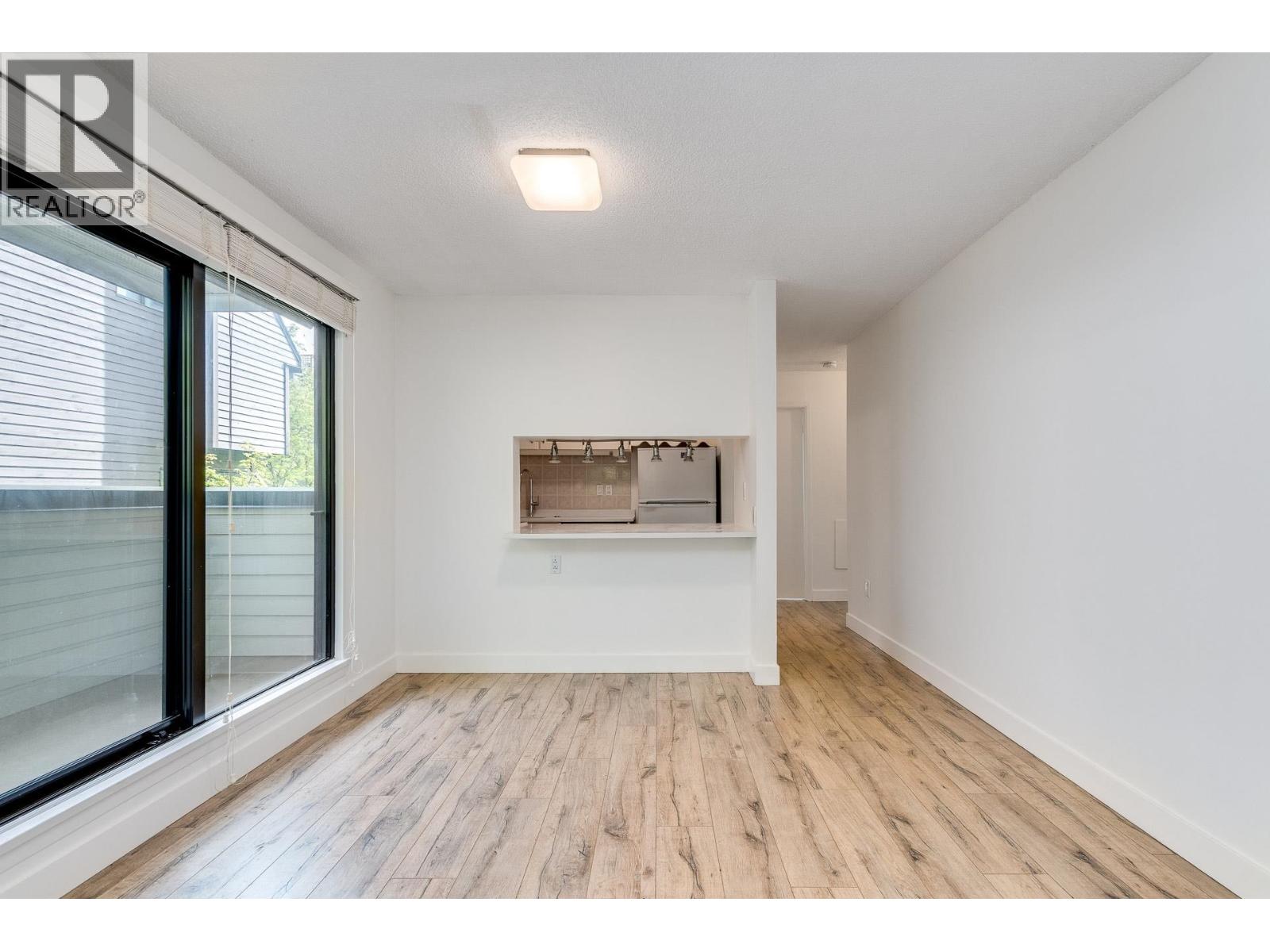 212 3275 Mountain Highway, North Vancouver, British Columbia  V7K 2H4 - Photo 10 - R3120591