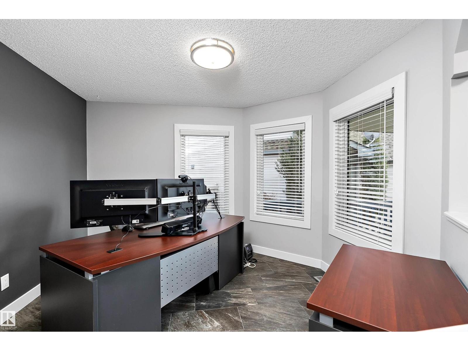 1223 117 St Nw, Edmonton, Alberta  T6J 7E5 - Photo 22 - E4486099
