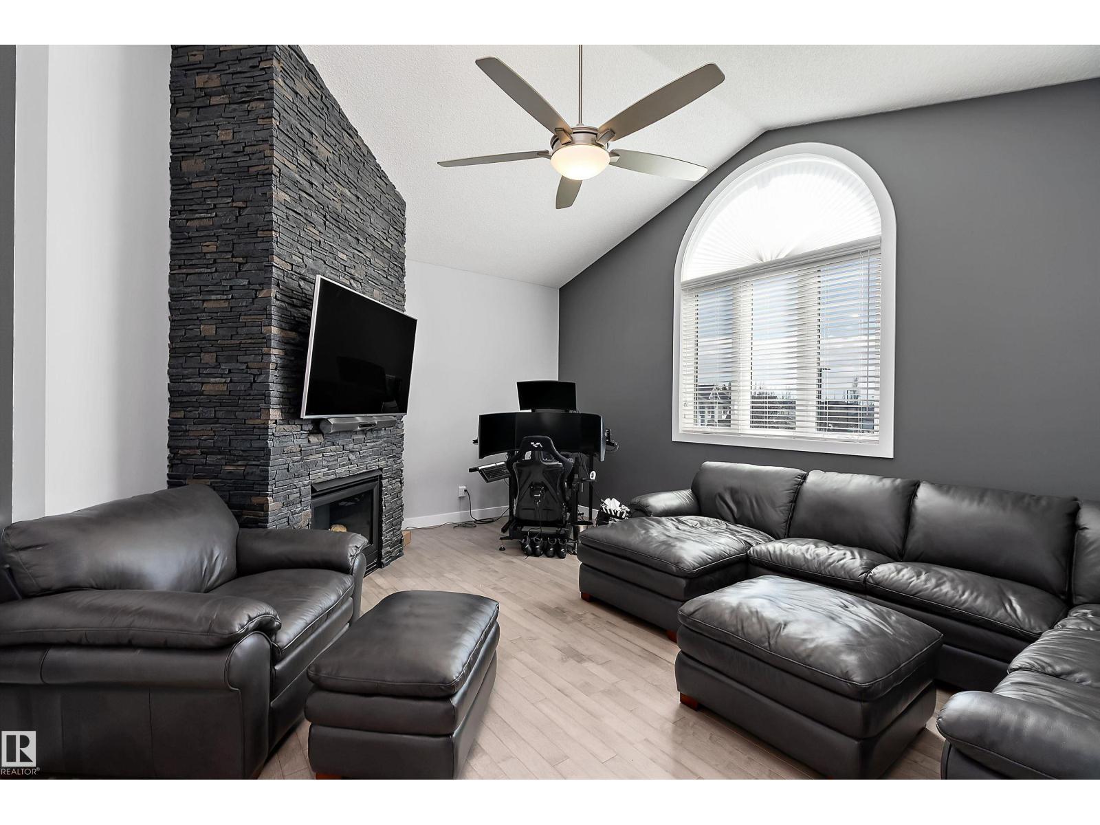 1223 117 St Nw, Edmonton, Alberta  T6J 7E5 - Photo 25 - E4486099