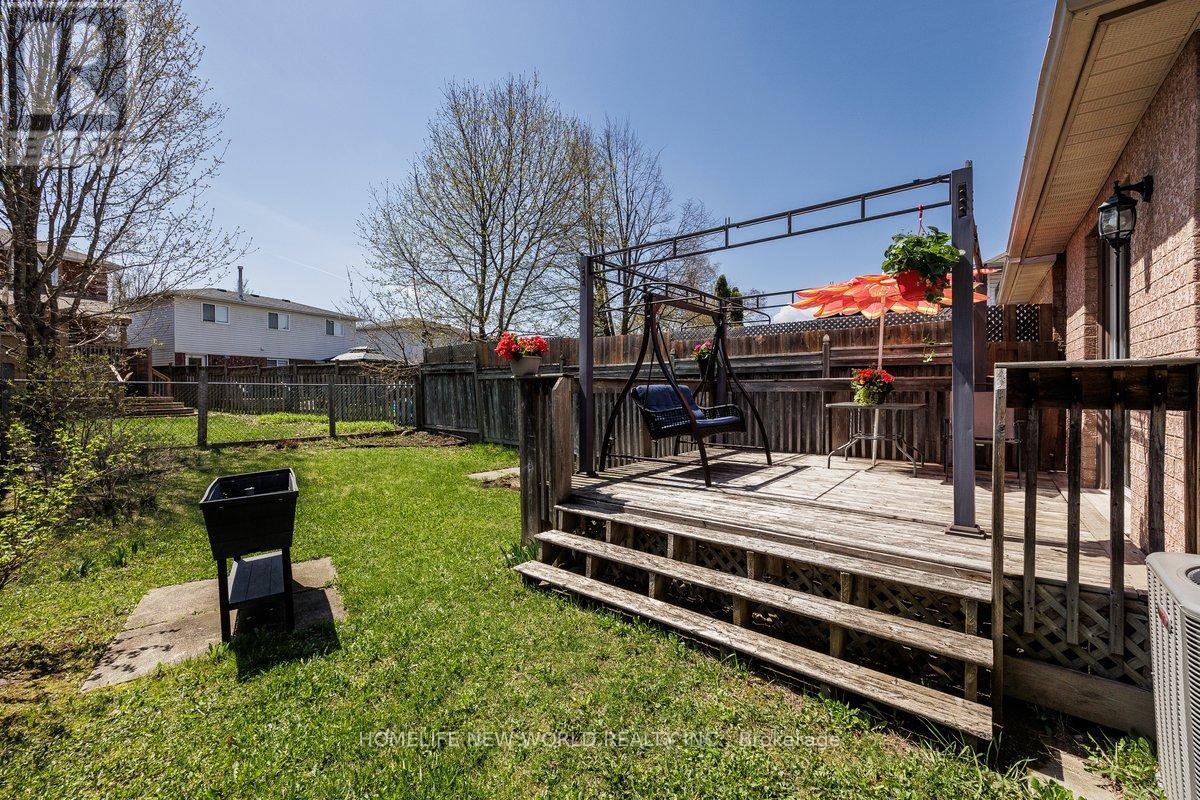 95 Athabaska Road, Barrie (Holly), Ontario  L4N 8E9 - Photo 6 - S13087588